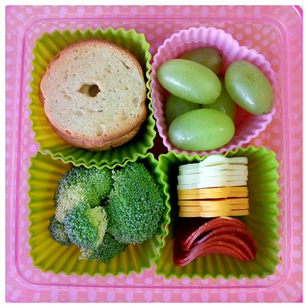 Bento Lunch Ideas - Hardboiled Egg Chicks - Grace and Good Eats