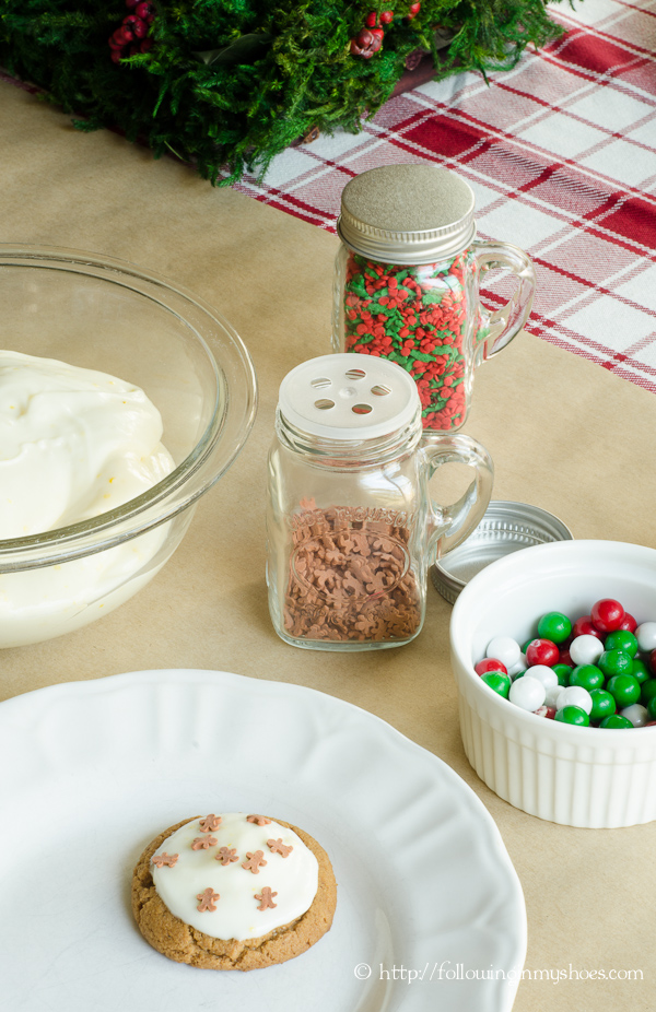 Easy Kid-Friendly Holiday Cookie Party
