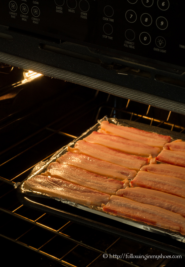 cooking bacon in the oven